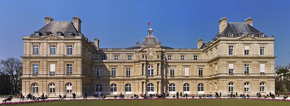 Le Sénat crée un délit visant les 'proxénètes 2.0' d'OnlyFans et MYM